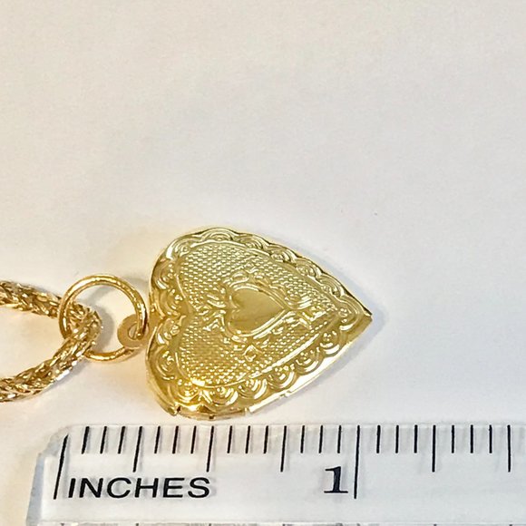 Vintage Victorian Heart Locket Necklace Gold Plated 24" Chain Photo Picture - Picture 10 of 10